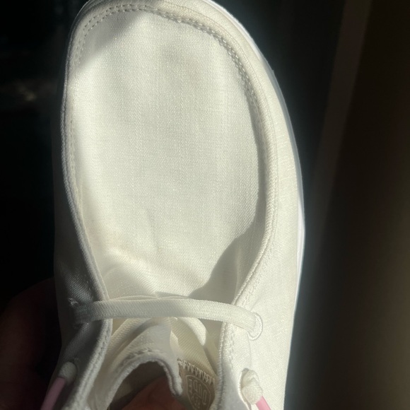 HEY DUDE WENDY RISE SNEAKER in SPARKLE WHITE Sz 5 - Picture 12 of 12